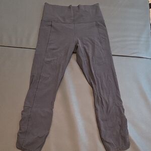 Athleta Black Salutation Stash Pocket II Cinch 7/8 Legging